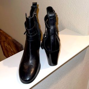 Ralph Lauren. Size 11 Black Boots.